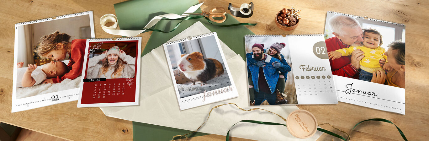Ein kreativer Fotokalender mit schönen Bildern von Haustieren und glücklichen Menschen, der Erinnerungen und Freude vermittelt